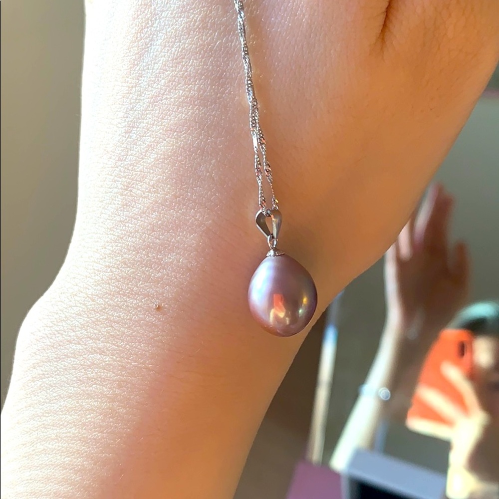 Beautiful cultured purple freshwater pearl pendent